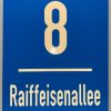 Hausnummernschild blau reflektierend